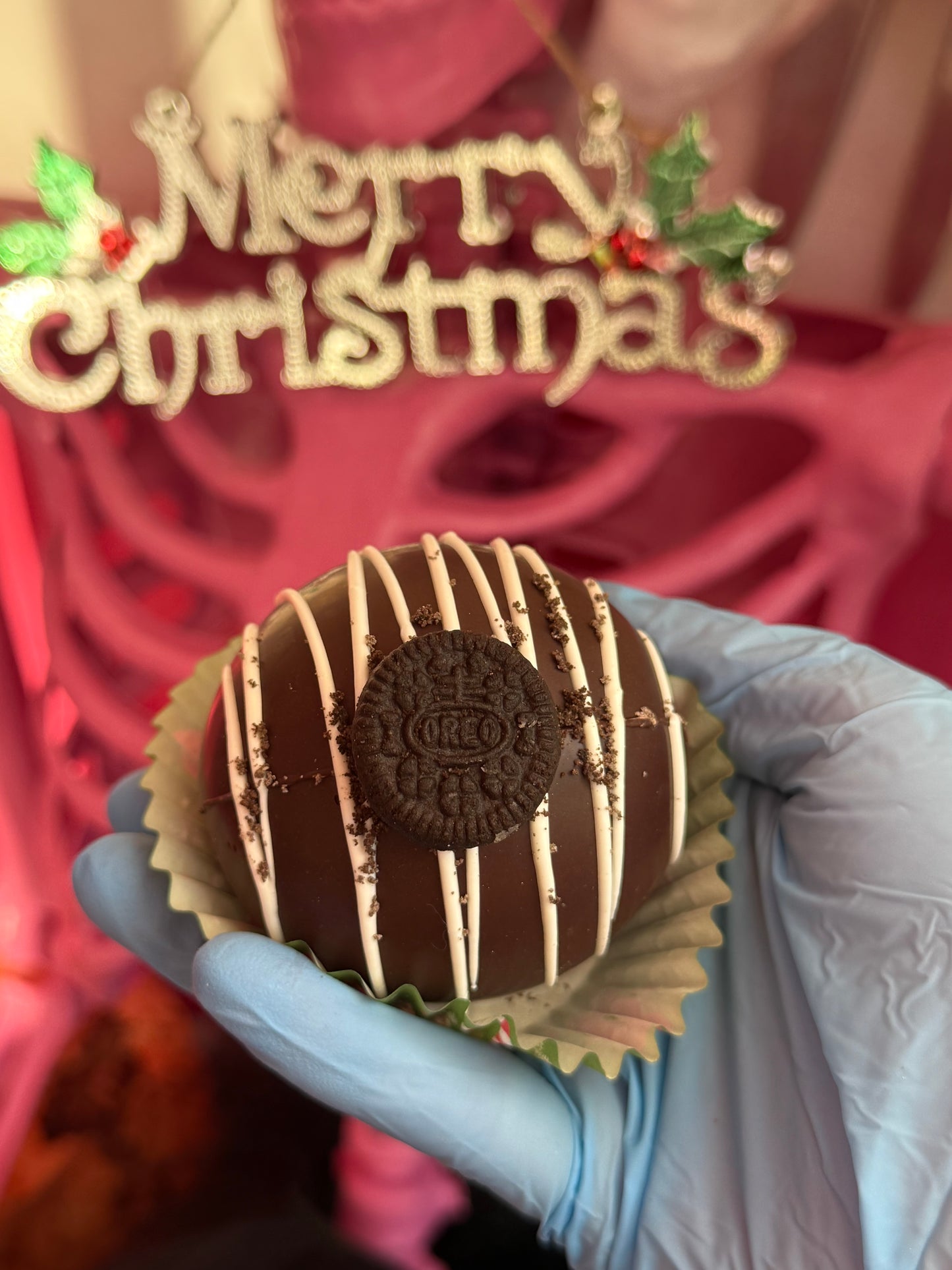 COOKIES AND CREAM HOT COCOA BOMB